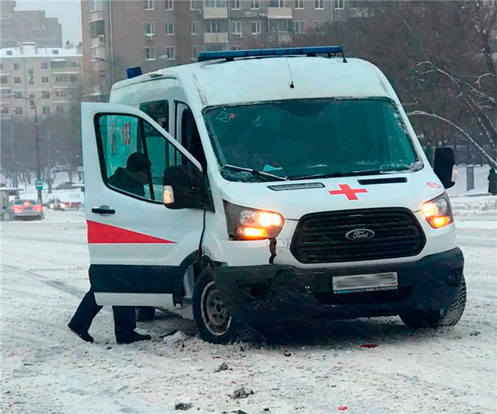 Значение водителя скорой помощи и водителям автомобилей